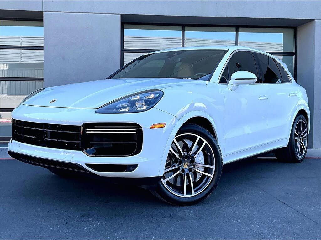2020 PORSCHE Cayenne