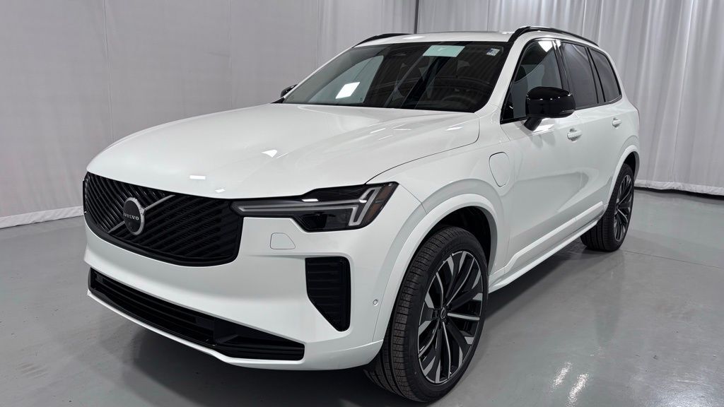 2026 VOLVO XC90