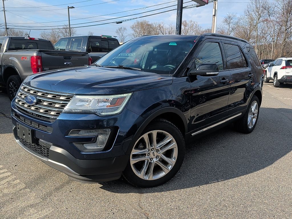 2017 FORD Explorer