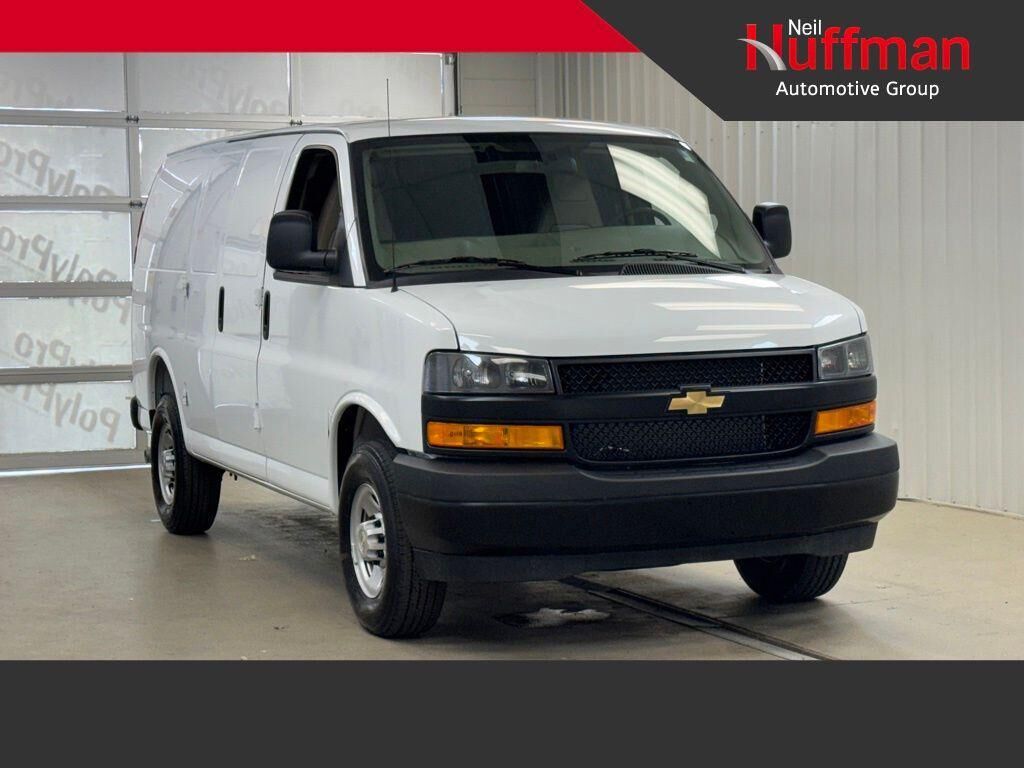 2026 CHEVROLET Express