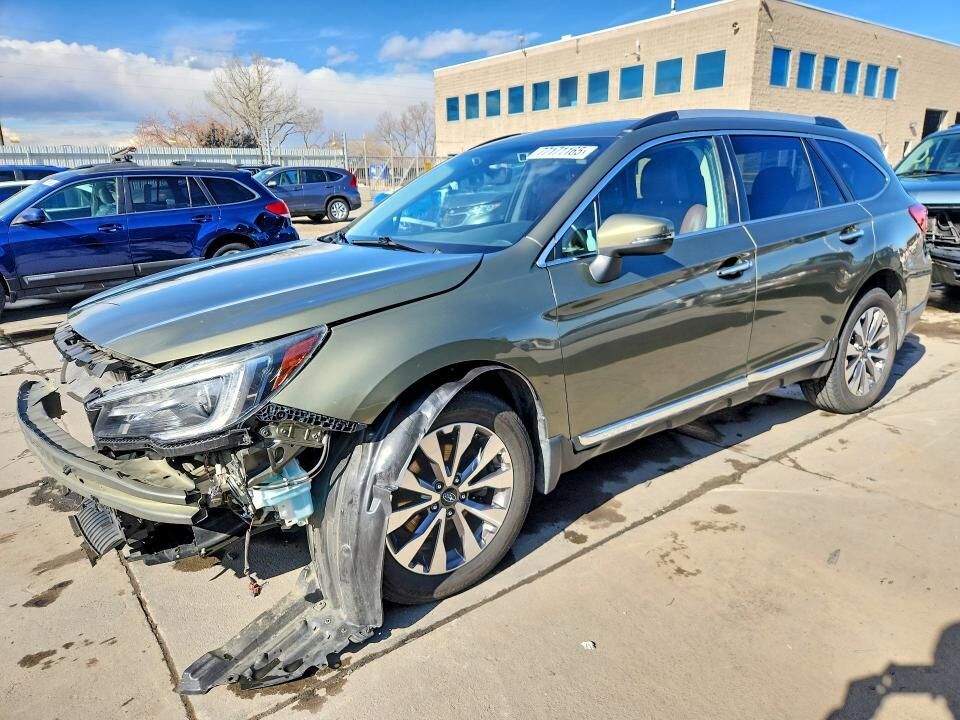 2019 SUBARU Outback