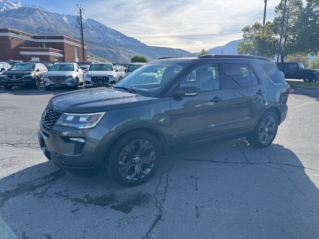 2018 FORD Explorer