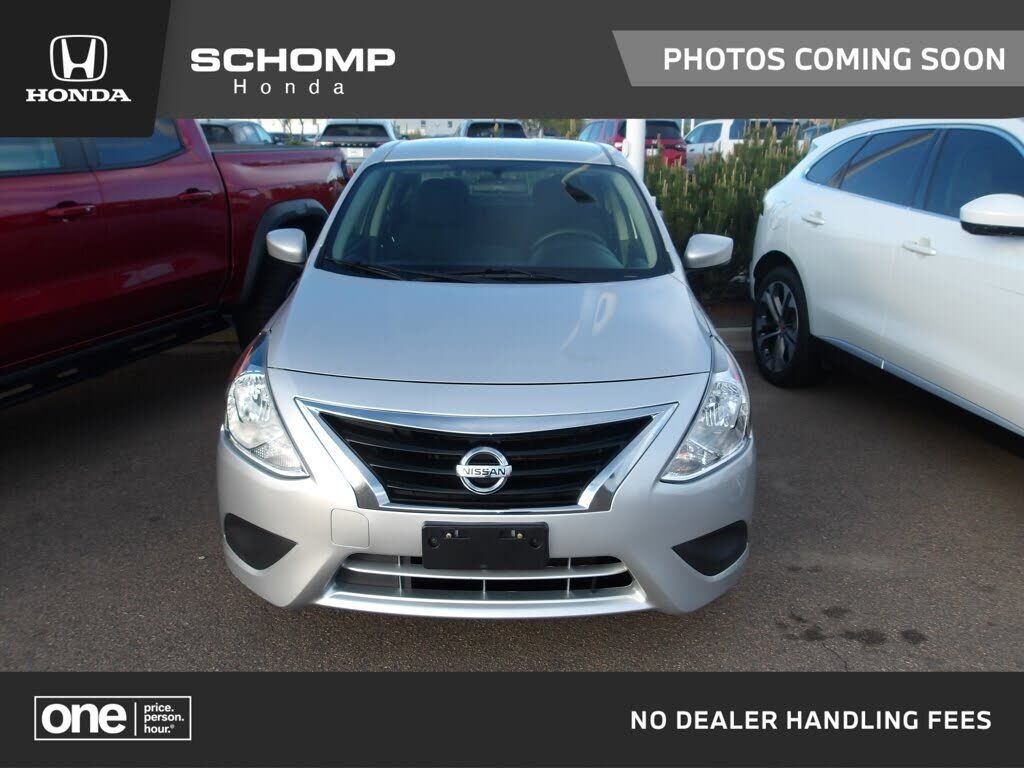 2019 NISSAN Versa