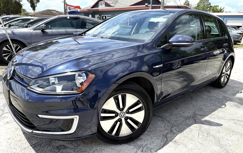 2016 VOLKSWAGEN e-Golf
