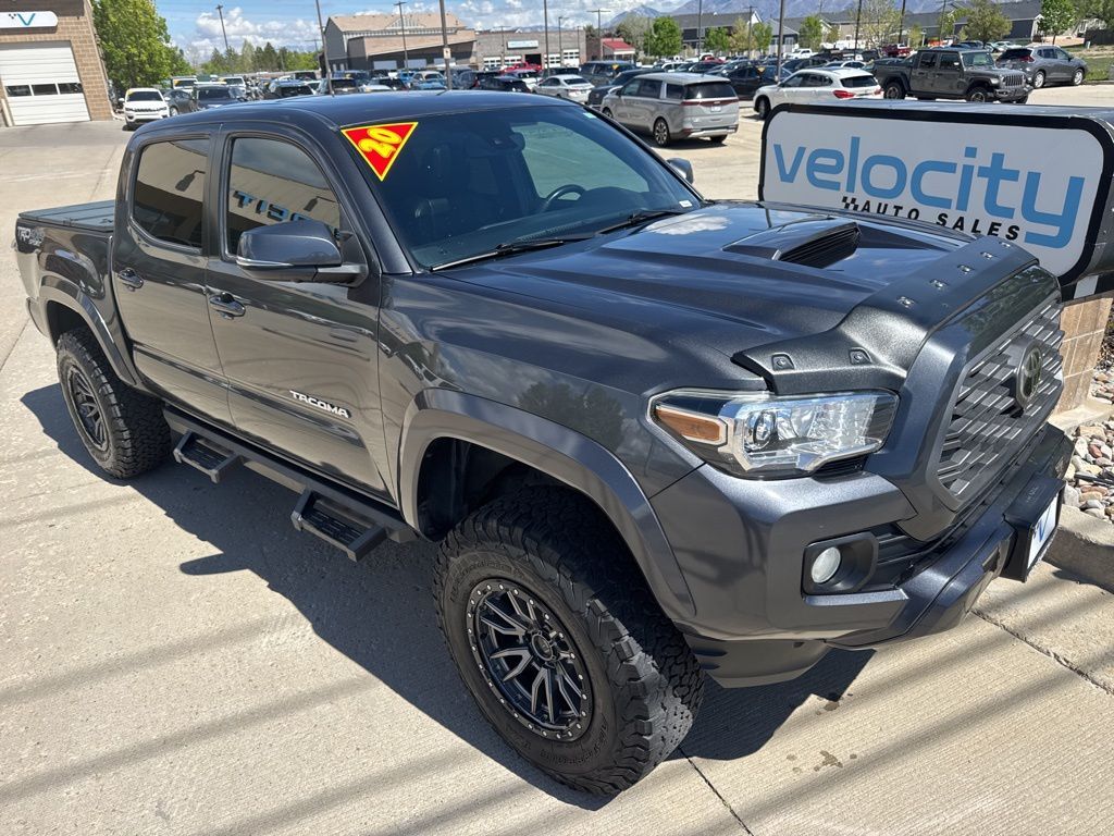 2020 TOYOTA Tacoma