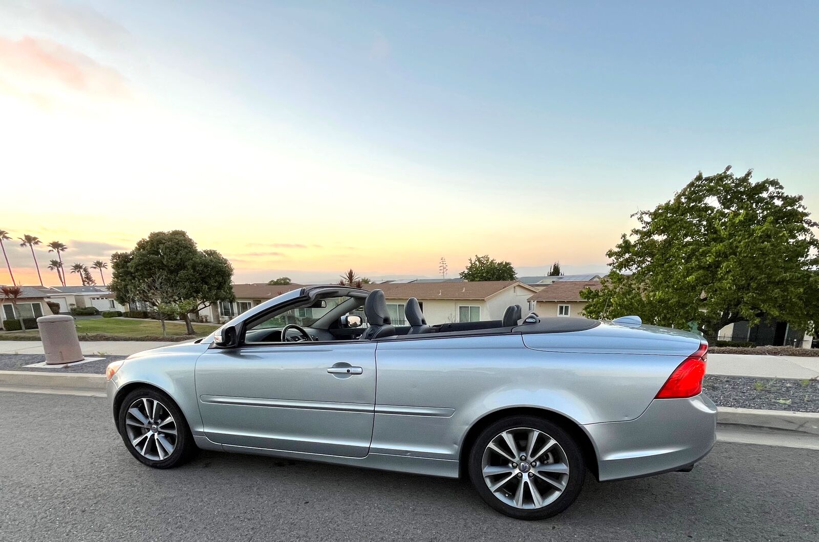 2013 VOLVO C70