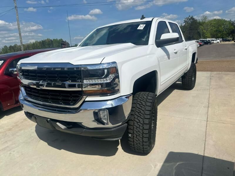 2017 CHEVROLET Silverado