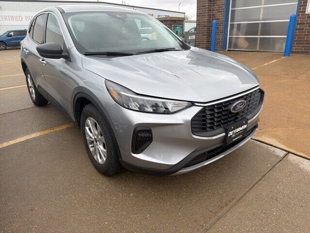 2024 FORD Escape