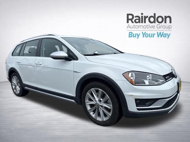 2017 VOLKSWAGEN Golf Alltrack
