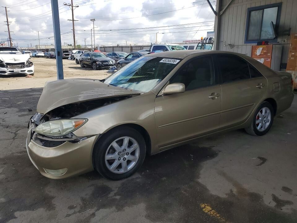 2005 TOYOTA Camry