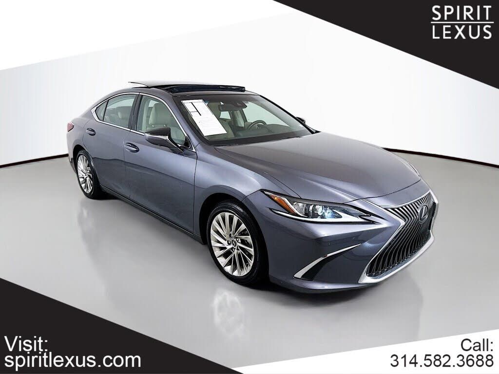 2020 LEXUS ES