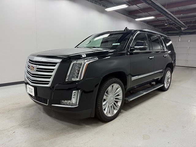 2017 CADILLAC Escalade