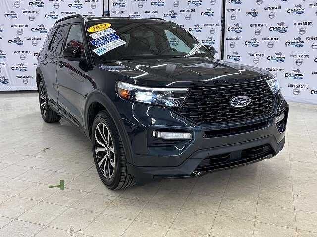 2023 FORD Explorer