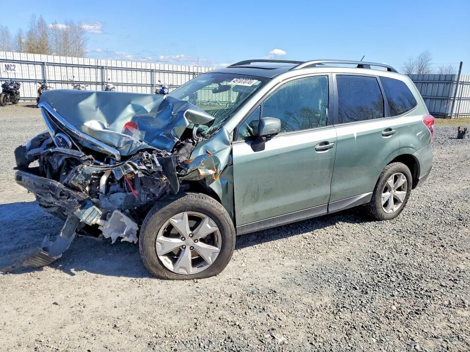 2015 SUBARU Forester