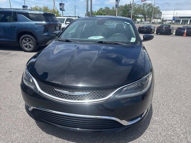 2016 CHRYSLER 200