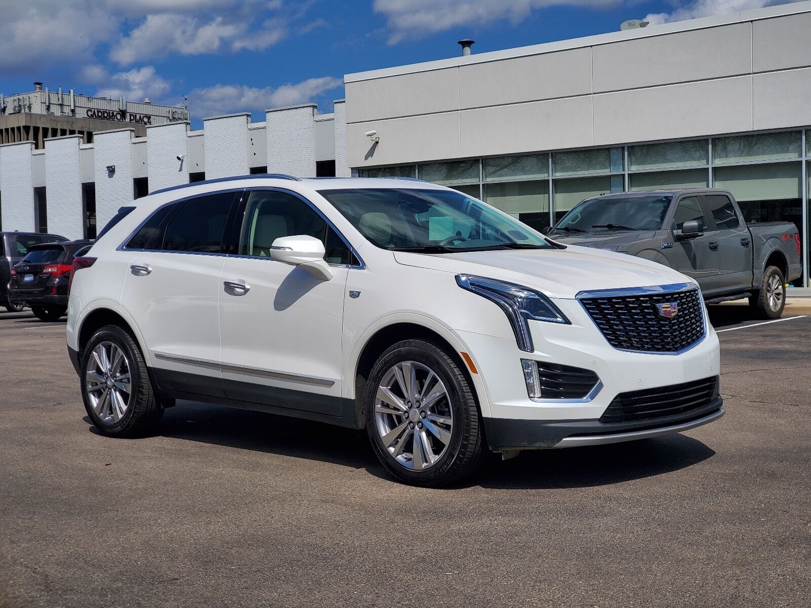2024 CADILLAC XT5