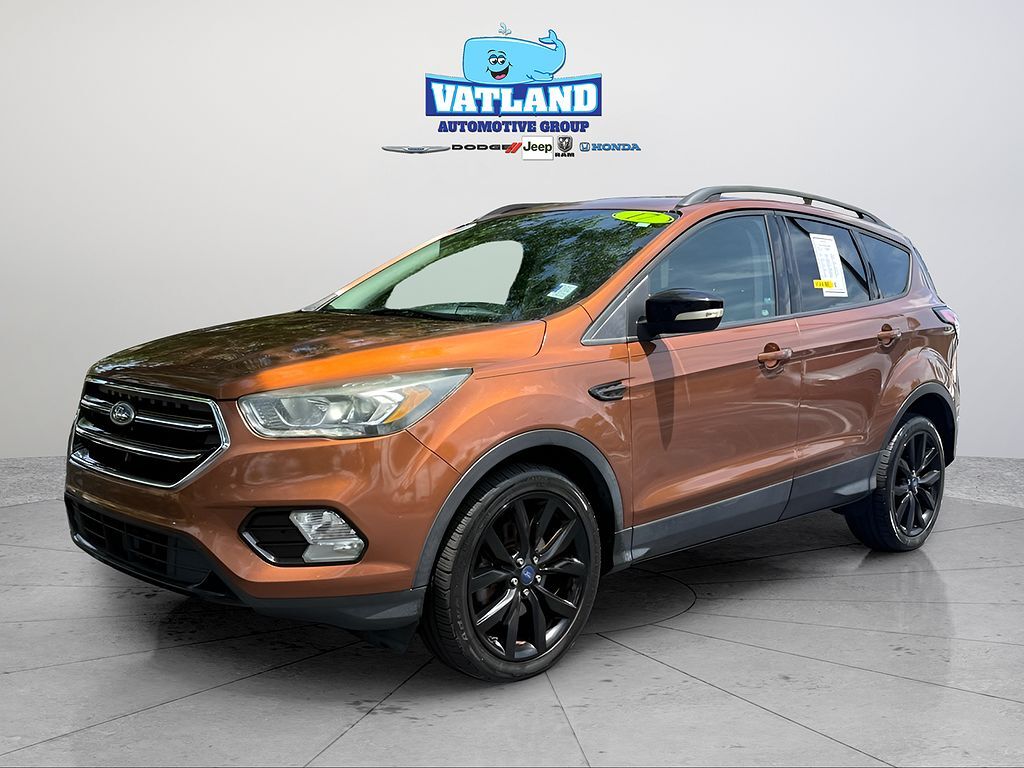 2017 FORD Escape