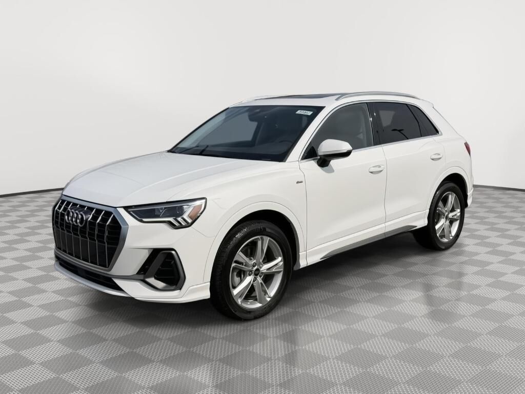 2023 AUDI Q3