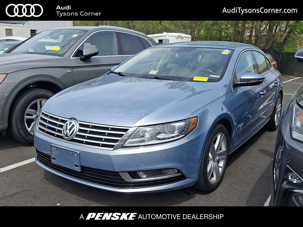 2013 VOLKSWAGEN Passat