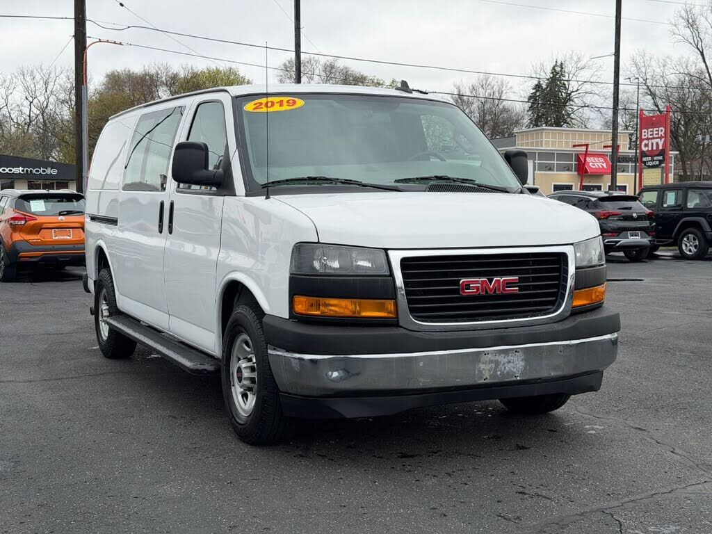 2019 GMC Savana