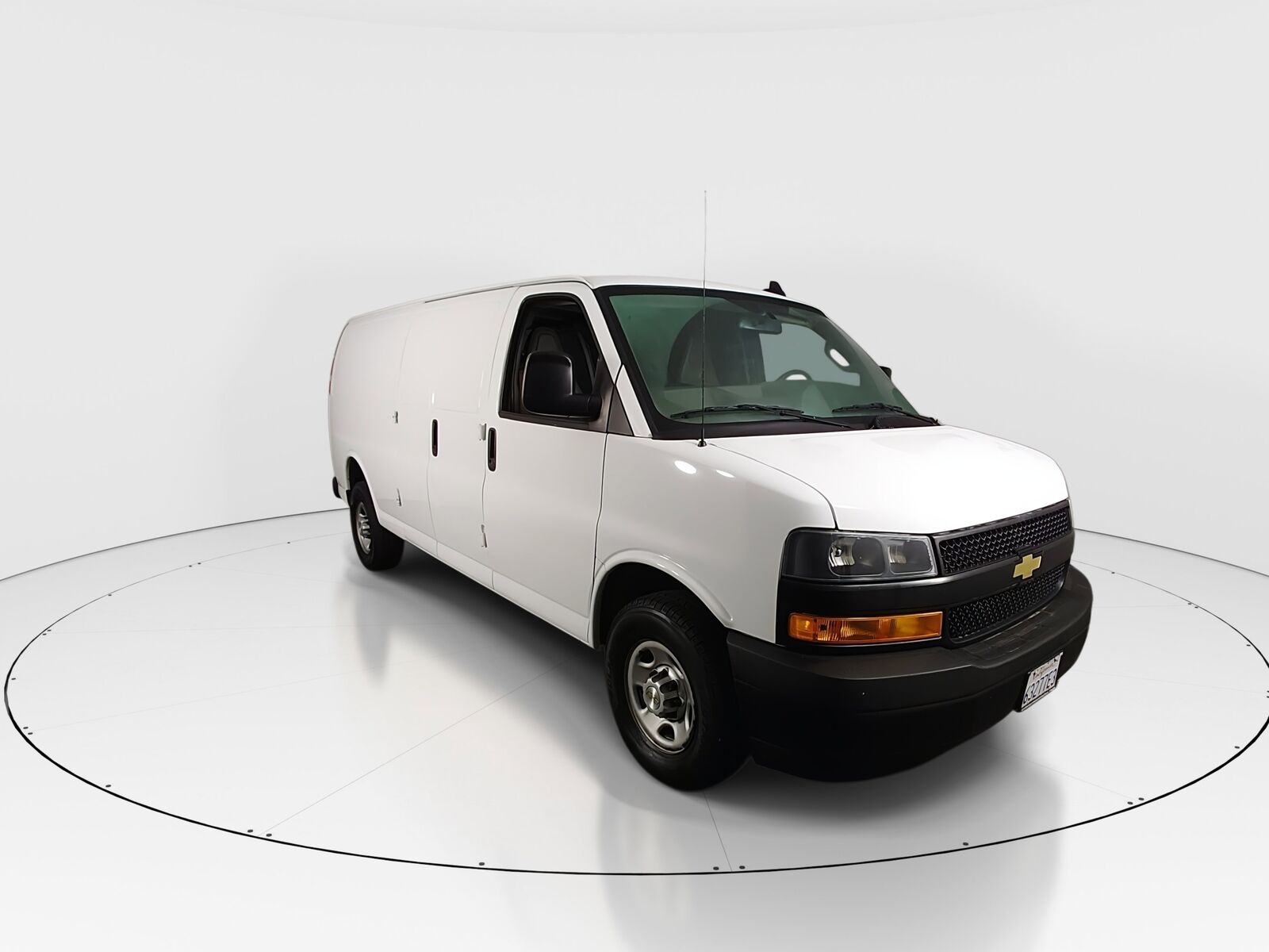 2021 CHEVROLET Express