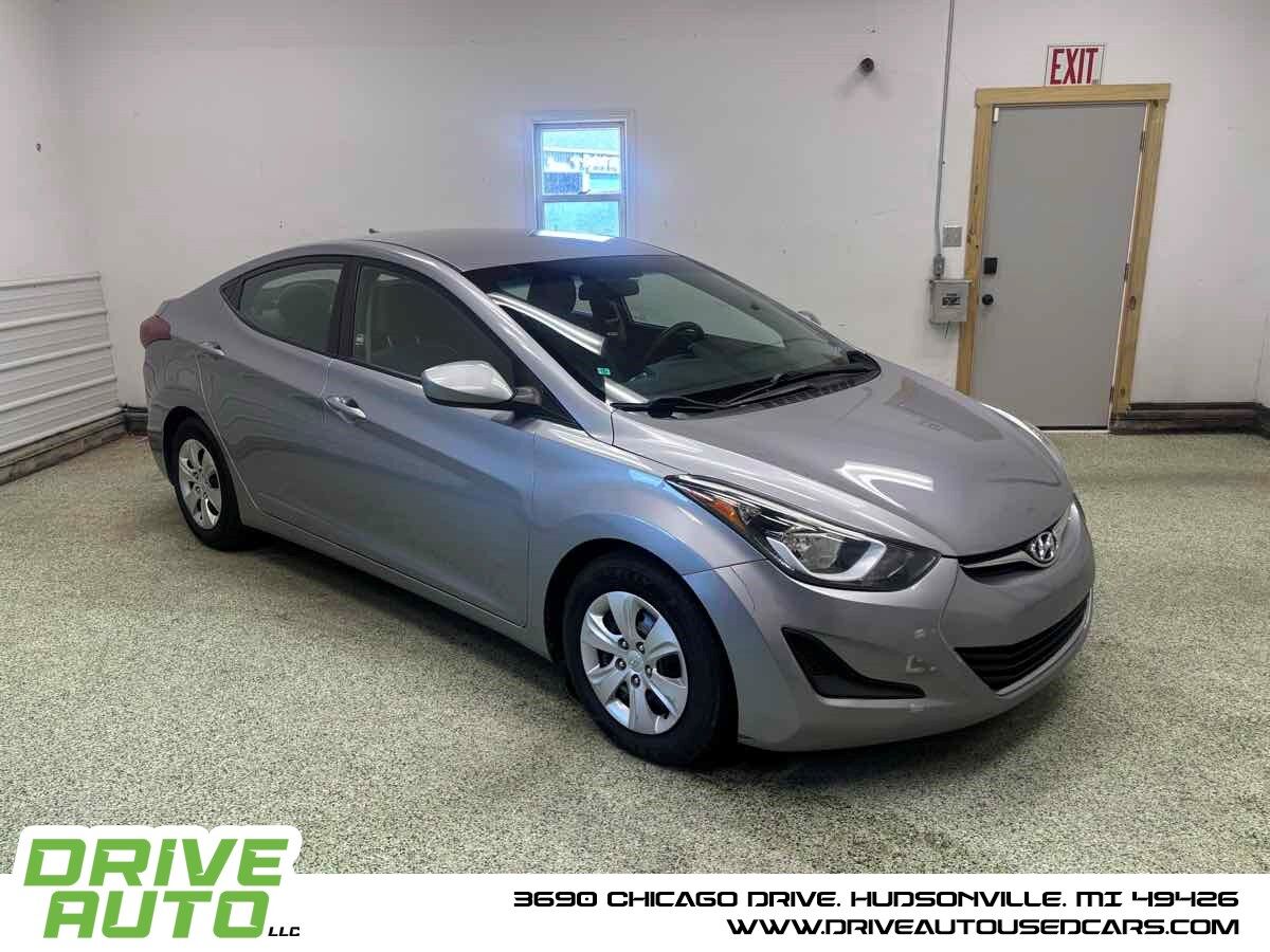 2016 HYUNDAI Elantra