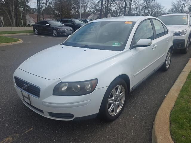 2006 VOLVO S40