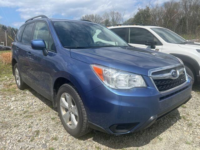 2016 SUBARU Forester