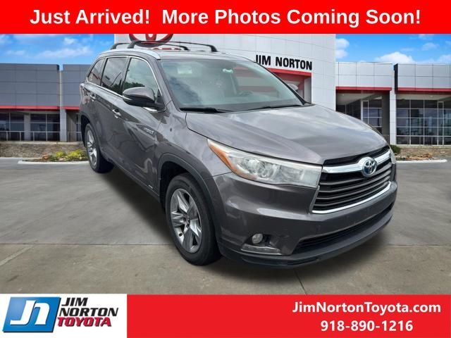 2016 TOYOTA Highlander
