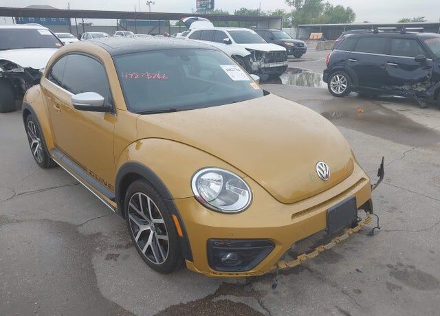 2017 VOLKSWAGEN Beetle