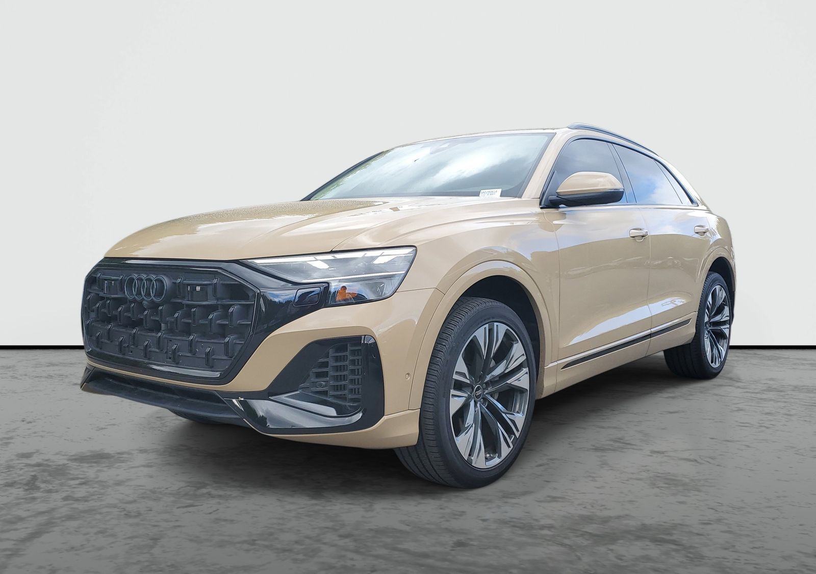 2025 Audi Q8