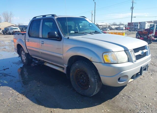 2004 FORD Explorer