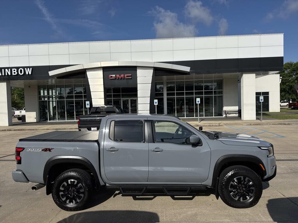 2024 NISSAN Frontier