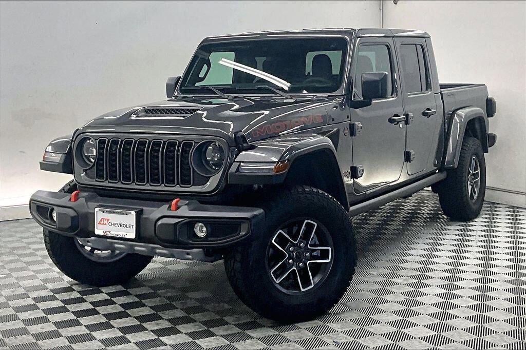 2025 JEEP Gladiator