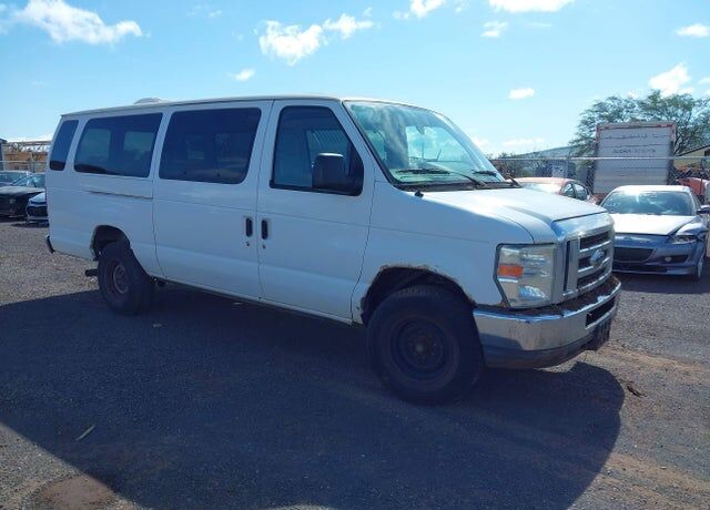 2012 FORD E-350