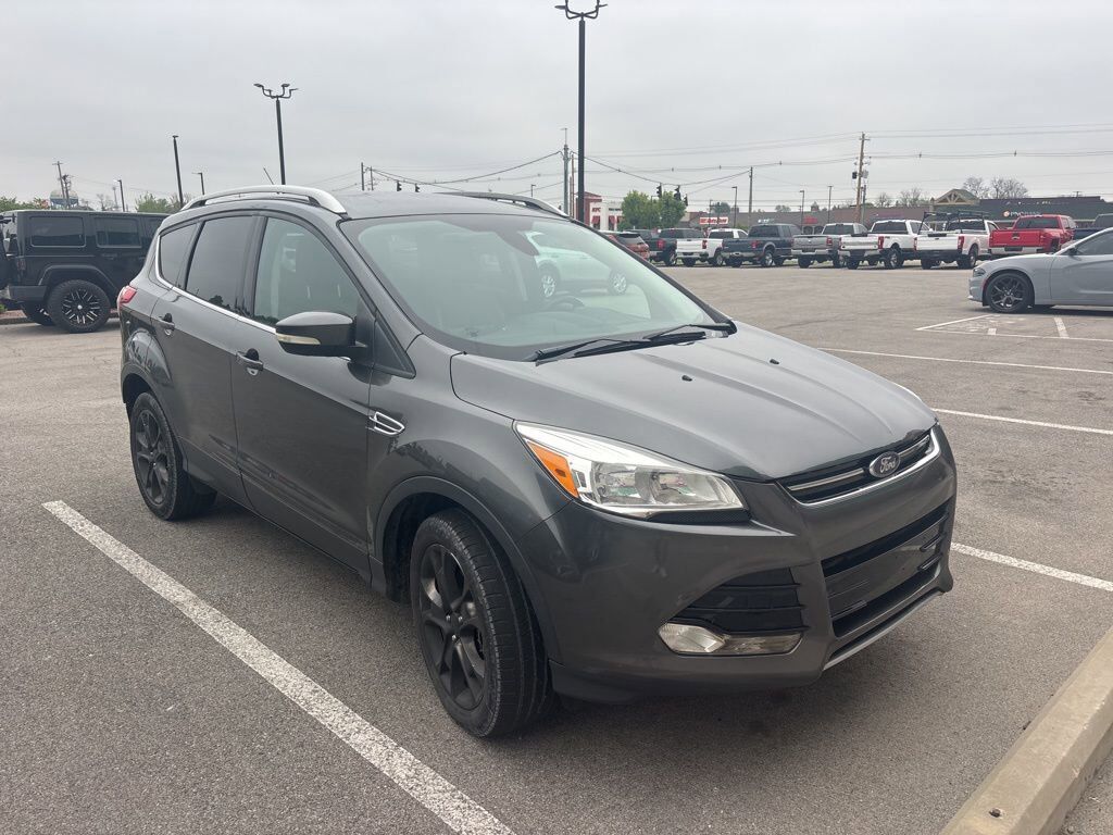 2016 FORD Escape