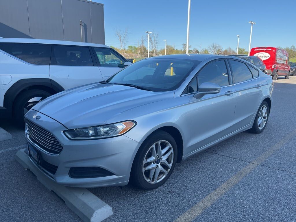 2016 FORD Fusion