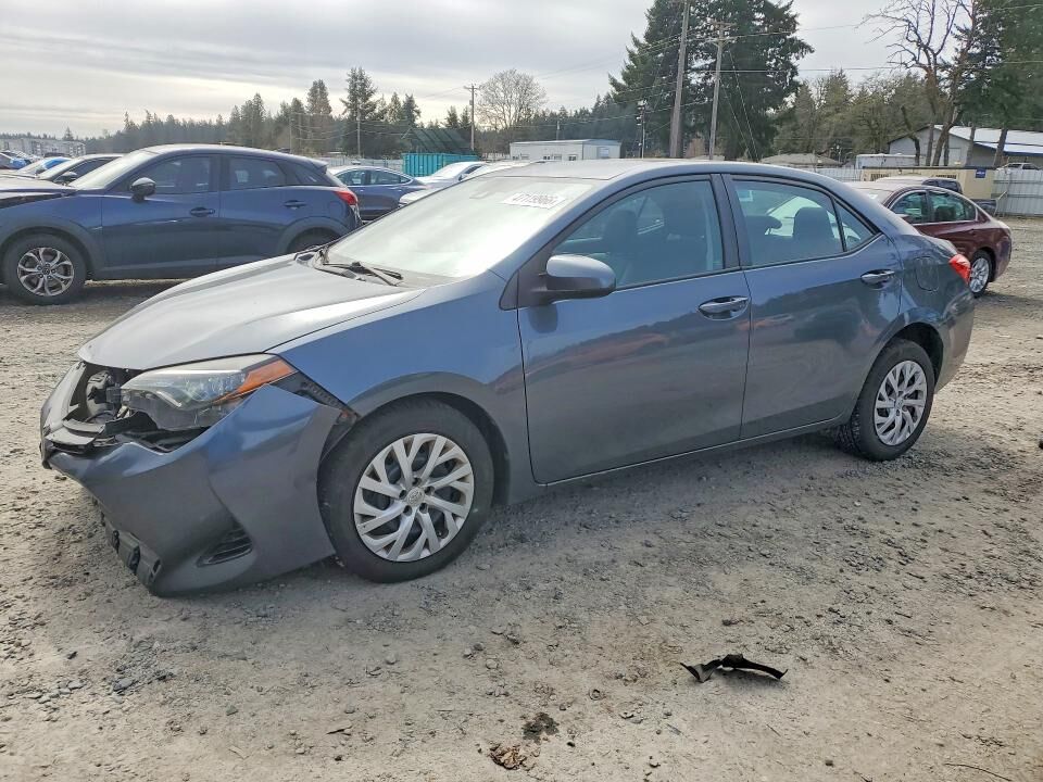 2018 TOYOTA Corolla