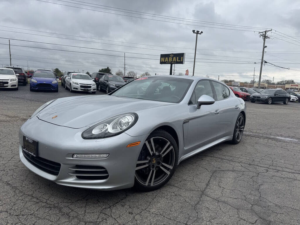 2014 PORSCHE Panamera