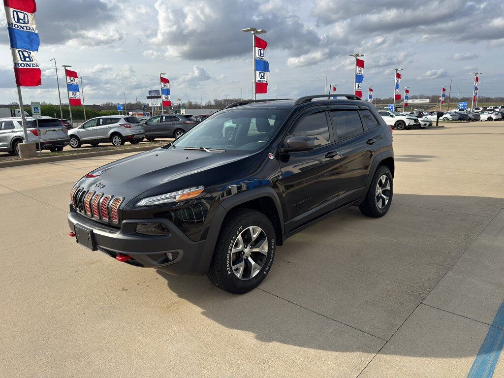 2018 JEEP Cherokee