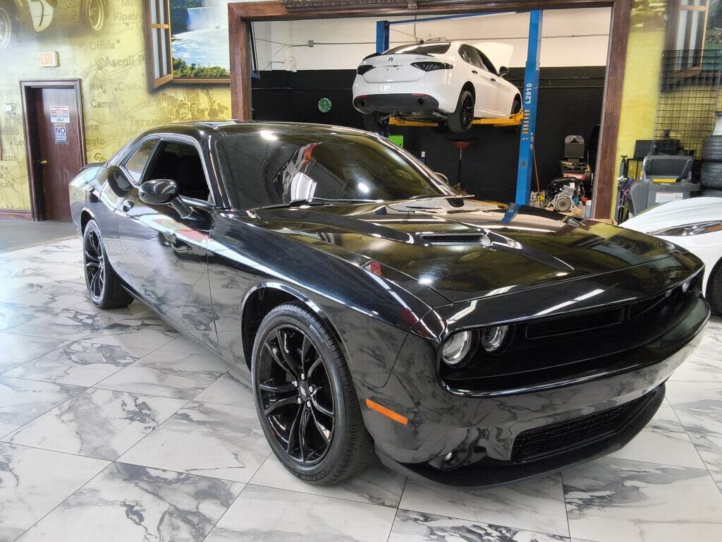 2018 DODGE Challenger