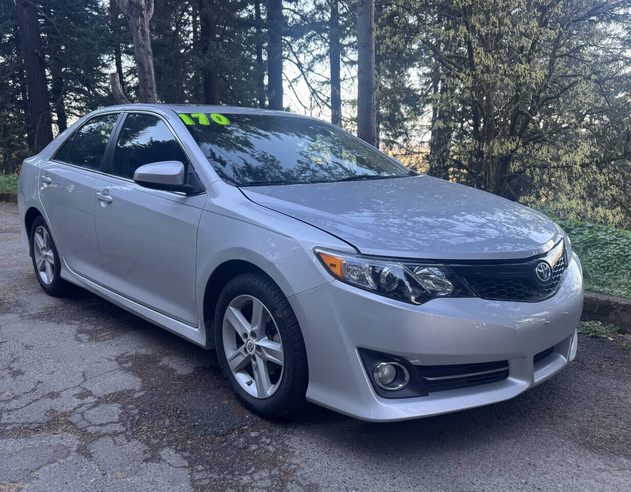 2012 TOYOTA Camry