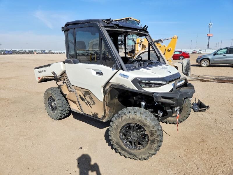 2026 CAN-AM Commander