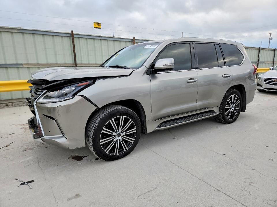 2020 LEXUS LX