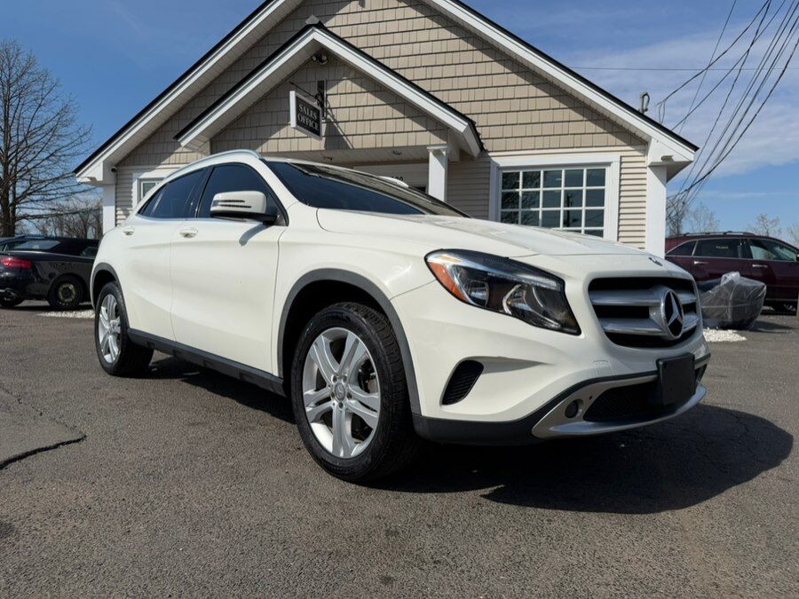 2017 MERCEDES-BENZ GLA-Class