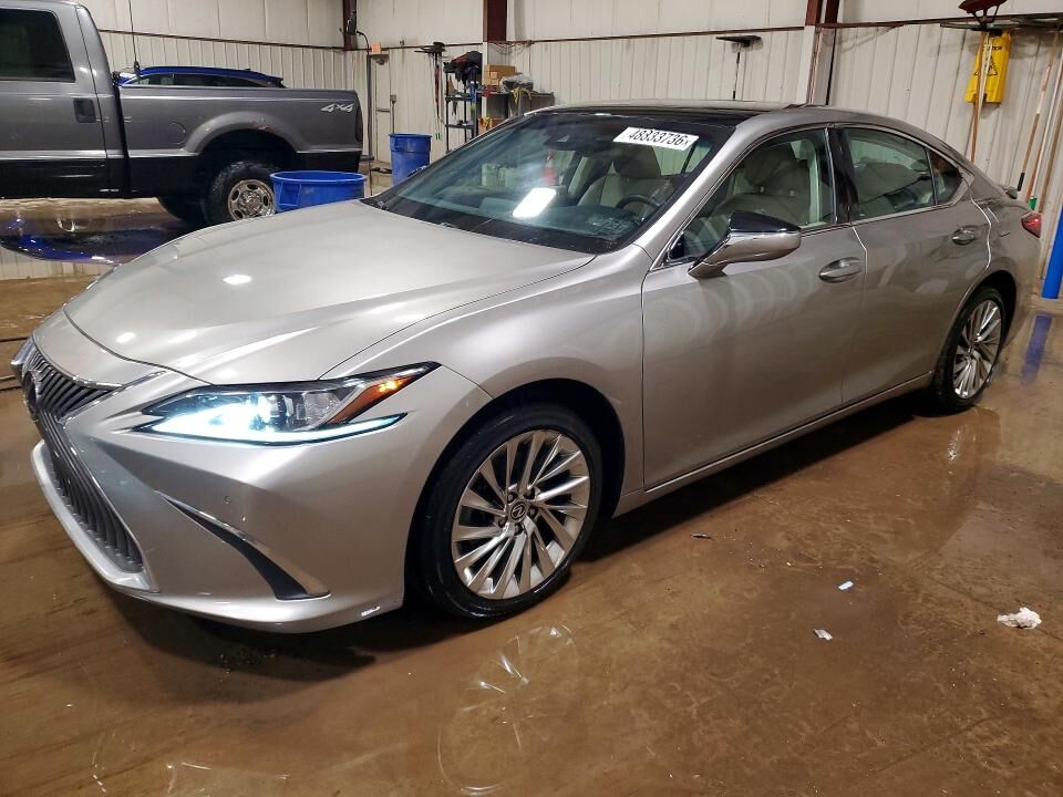 2020 LEXUS ES