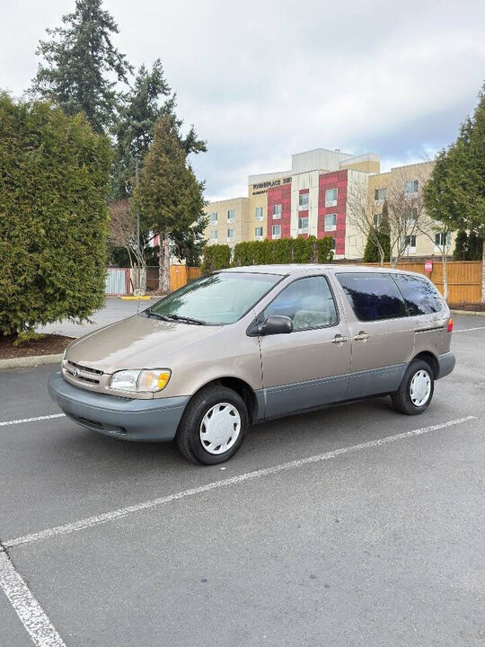 1998 TOYOTA Sienna