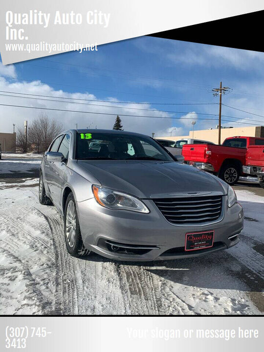 2013 CHRYSLER 200