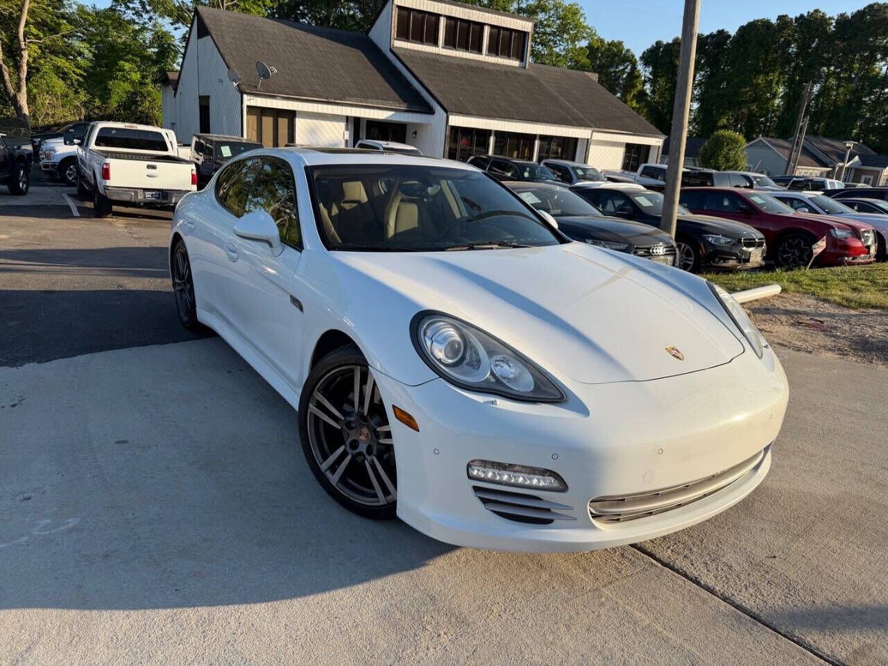 2013 PORSCHE Panamera