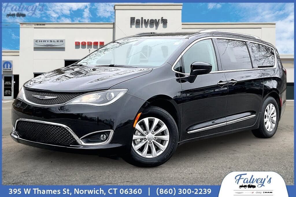 2019 CHRYSLER Pacifica